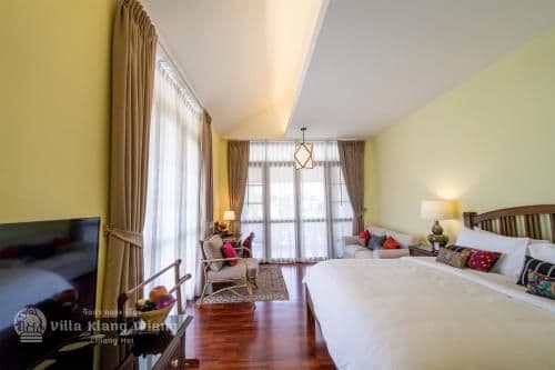 Deluxe 1 King Bed