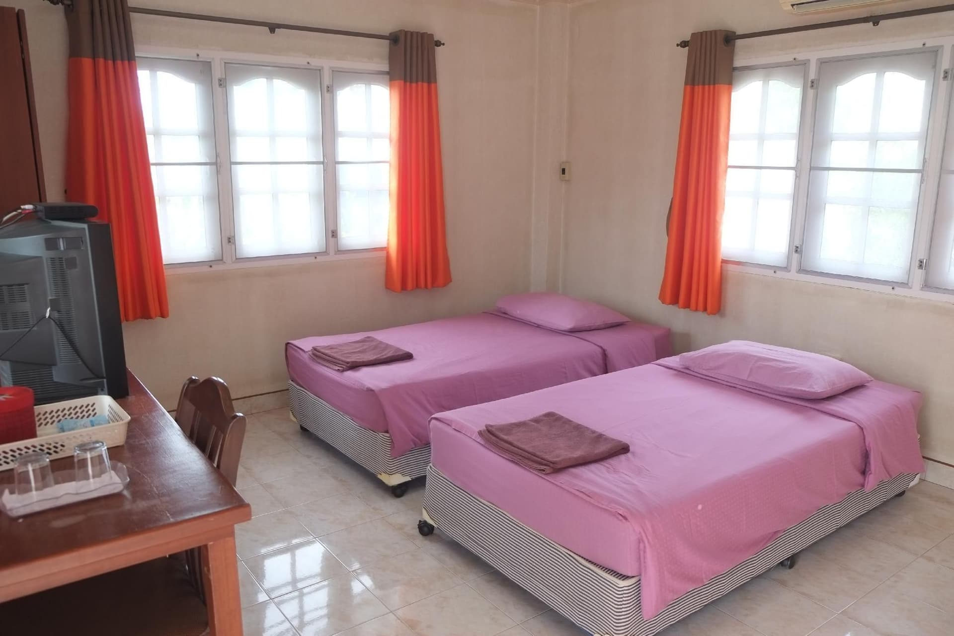บ้านชมจันทร์รีสอร์ต บ้านชมจันทร์รีสอร์ต