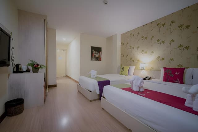Deluxe Triple Room