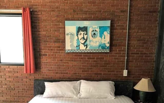 Deluxe Double 1 King Bed