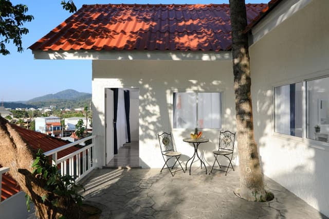 Deluxe Sea View Room
