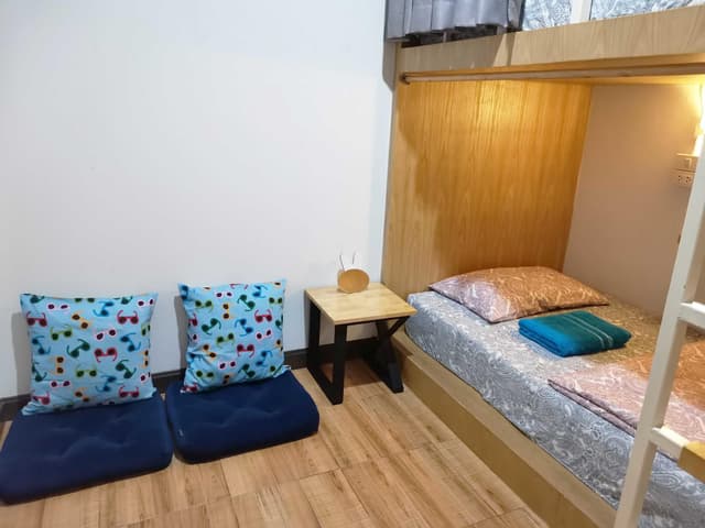 Private Room with Shared Bathroom