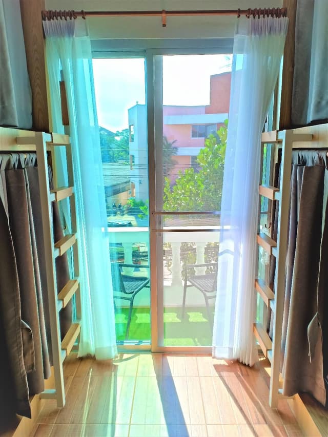 1 Person in 6-Bed Dormitory - Female Only