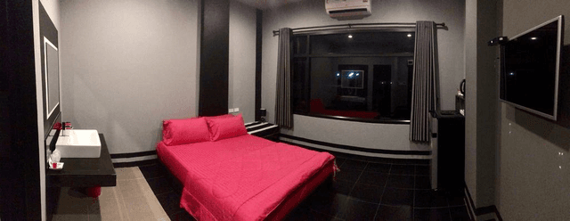 Standard Queen Room