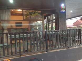 เบน แอท เล็ก เกสต์เฮาส์ (Ben & Lek Guesthouse)2