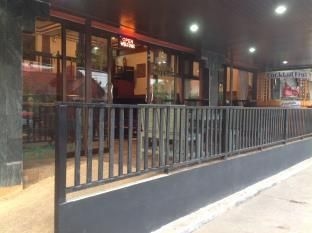 เบน แอท เล็ก เกสต์เฮาส์ (Ben & Lek Guesthouse)1