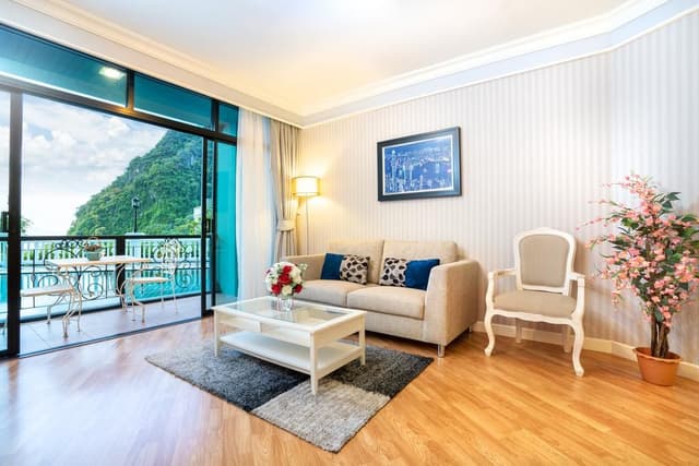 Deluxe Double Room with Pool Access 1st Floor
