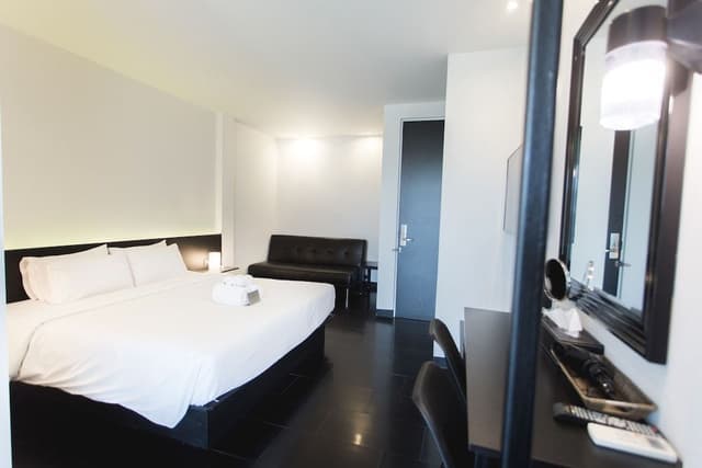 Standard King Room with Sofa Bed