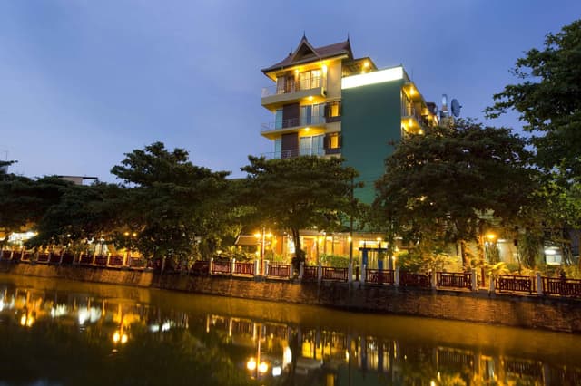 Pranakorn Suite (Main Building)