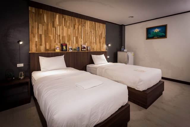 Double or Twin Room, 2 Twin Beds, Non Smoking, Refrigerator