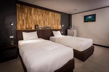 Double or Twin Room, 2 Twin Beds, Non Smoking, Refrigerator