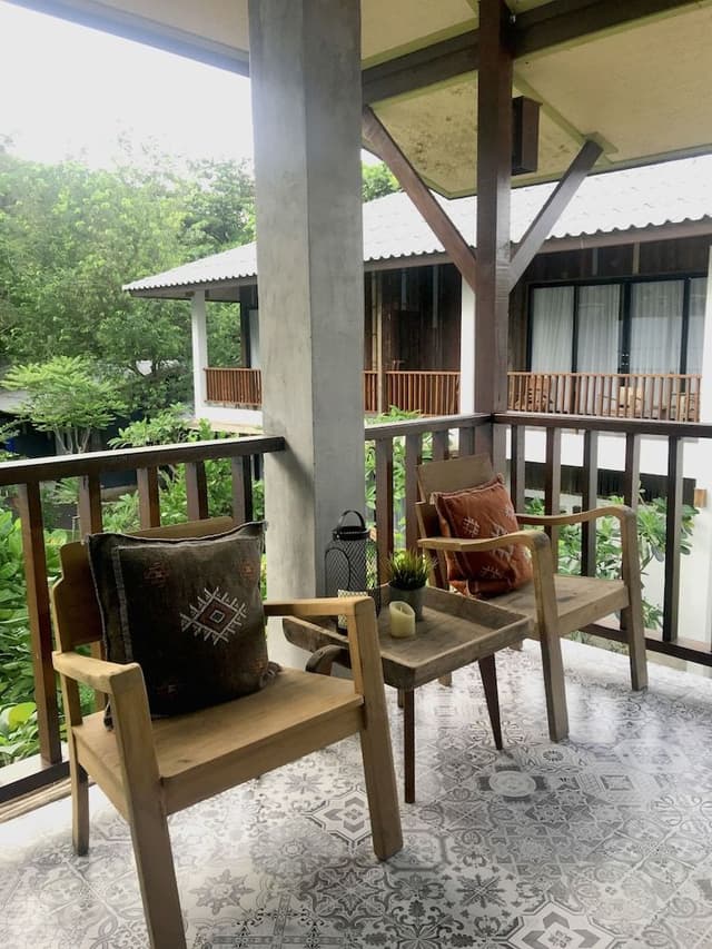 Junior Suite, Pool & Partial Sea view