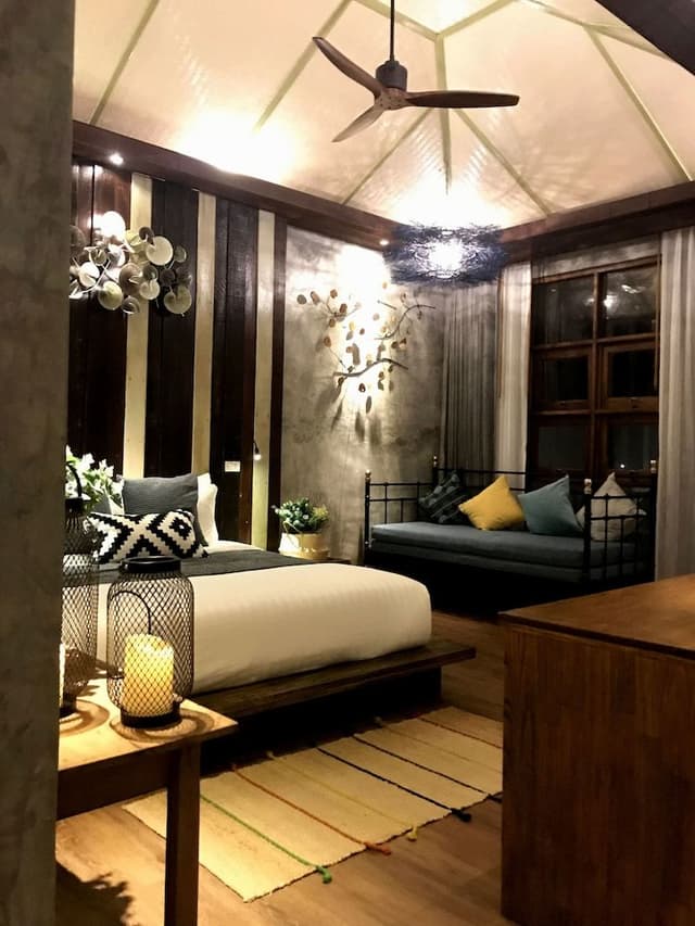 Junior Suite, Pool & Partial Sea view