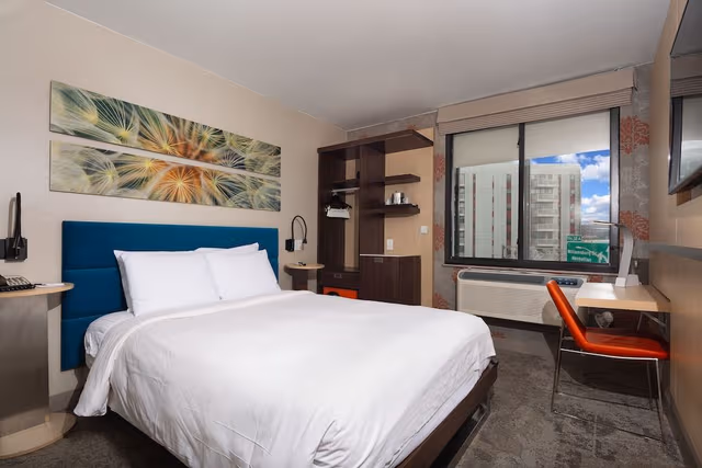 Standard Double Room Single Use, 1 Queen Bed, Non Smoking