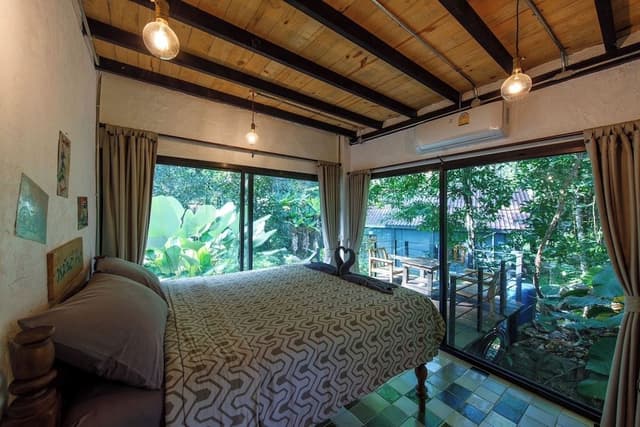 Villa Poonsuk River View