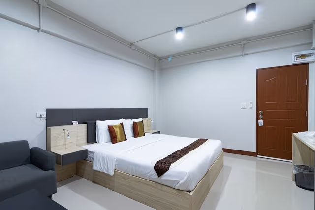 Deluxe Room, 1 King Bed
