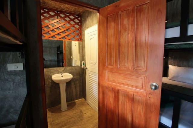Mixed Dormitory with Shared Bathroom