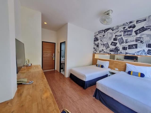 Standard Twin Room
