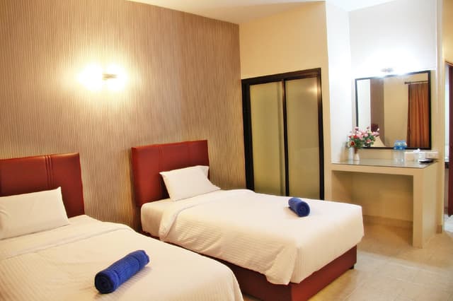 Twin Room with Balcony