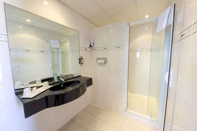 Standard Triple Room, Partial Sea View