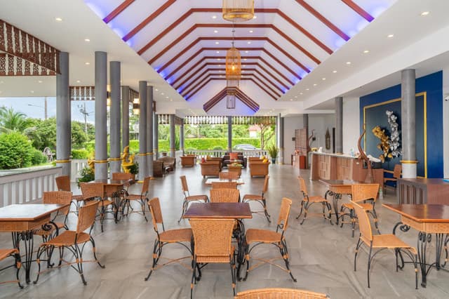 Four Bedrooms Pool Villa