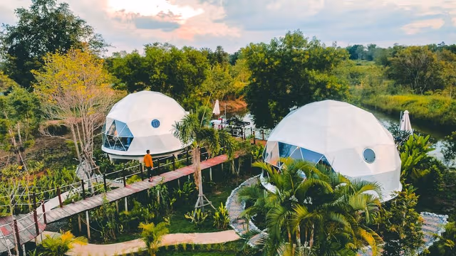 Deluxe Tent