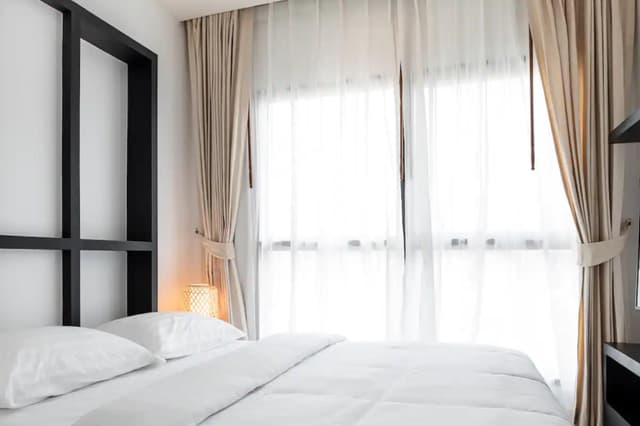 Deluxe Queen Suite