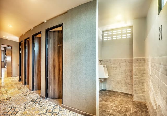 8-Bed Mixed Dormitory