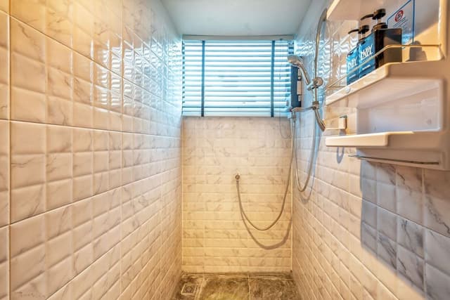 Family Room, Private Bathroom