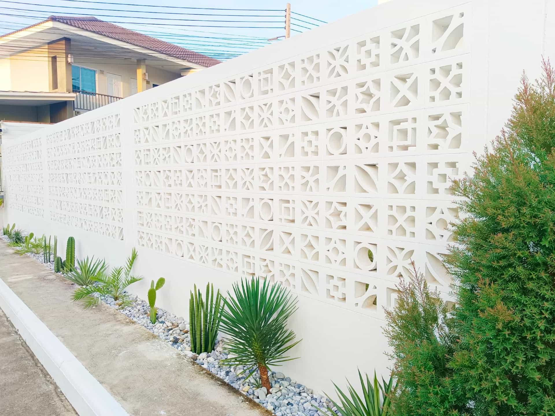 บ้านกลางดาวรีสอร์ท (สัตหีบ) บ้านกลางดาวรีสอร์ท (สัตหีบ)