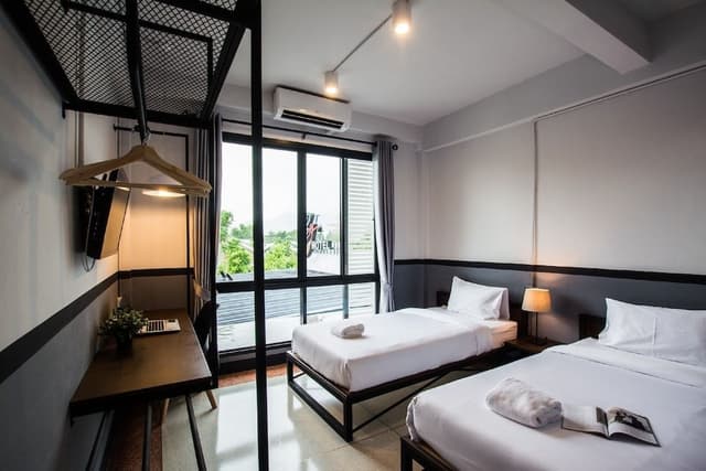 Economy Twin Room