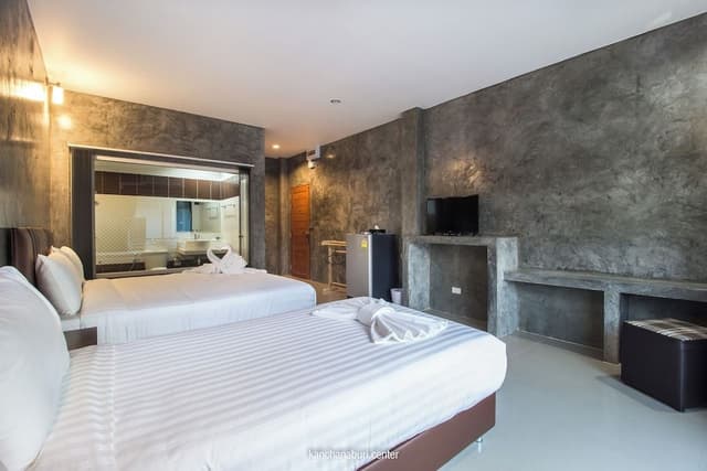 Deluxe Triple Room