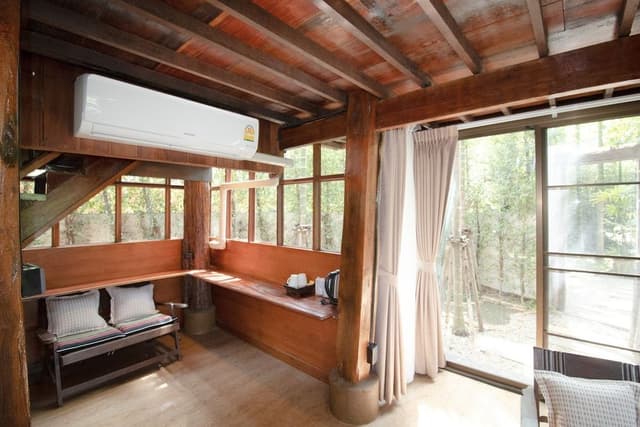 Deluxe Villa (Baan Lhong Khao 2)