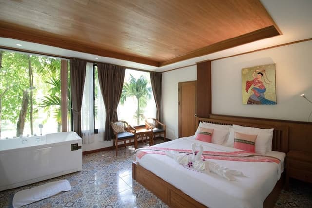 Deluxe Double Room (with Jacuzzi)