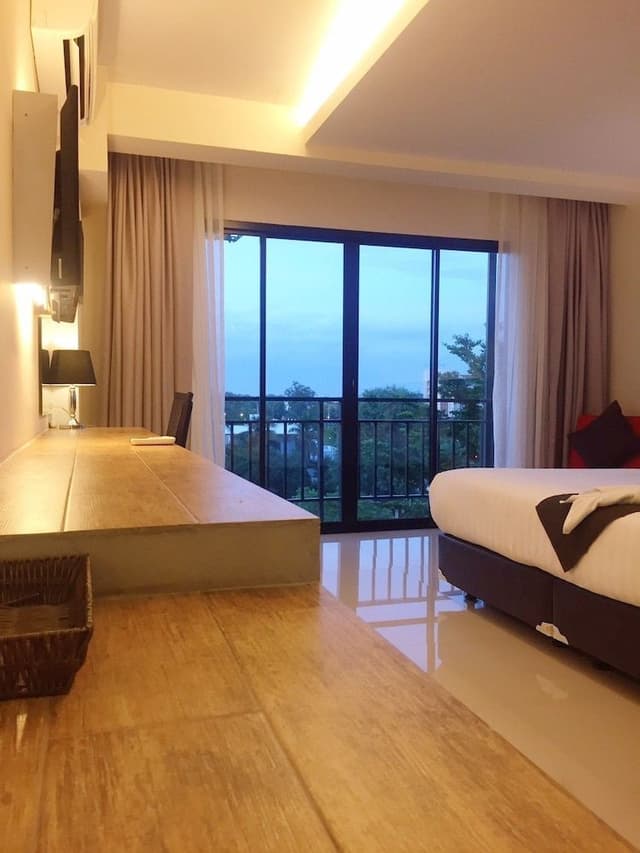 Deluxe Double Room with Bathtub