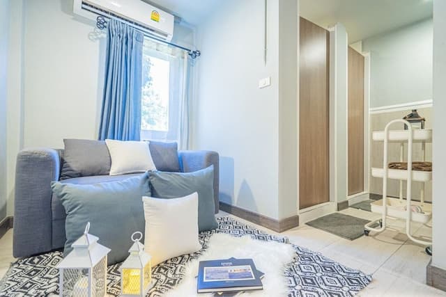 Modern Family Room