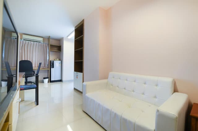 One Bedroom Suite