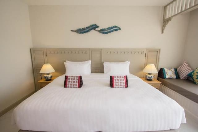 Deluxe King room