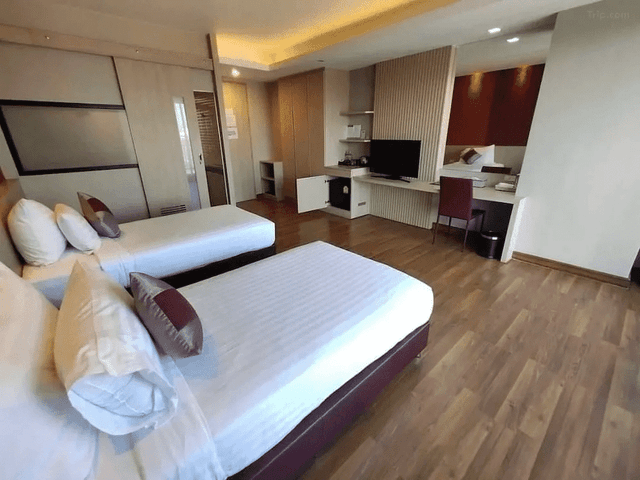 Deluxe Twin Room