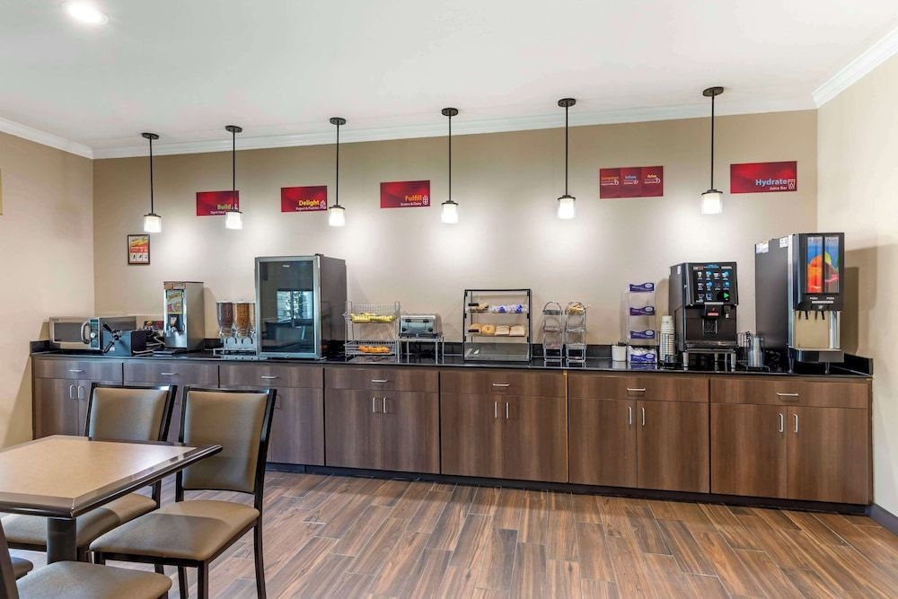 Best Western Plus Burleson Inn & Suites4