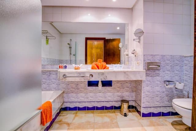 Habitación Doble con vistas al mar (2 adultos)