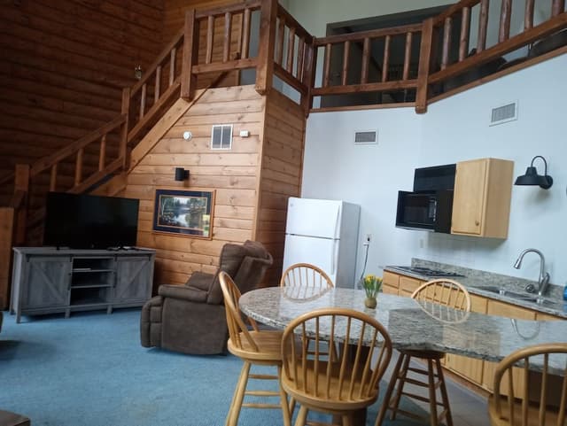 Suite, Multiple Beds, Non Smoking, Lake View