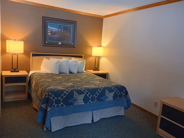Deluxe Room, 2 Queen Beds, Non Smoking