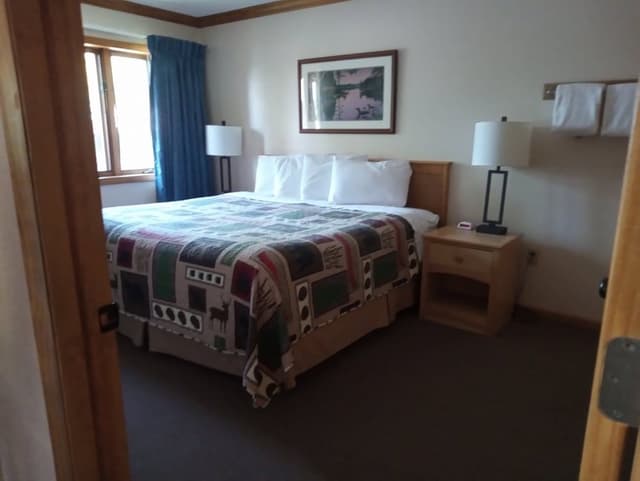 Suite, Multiple Beds, Non Smoking, Lake View