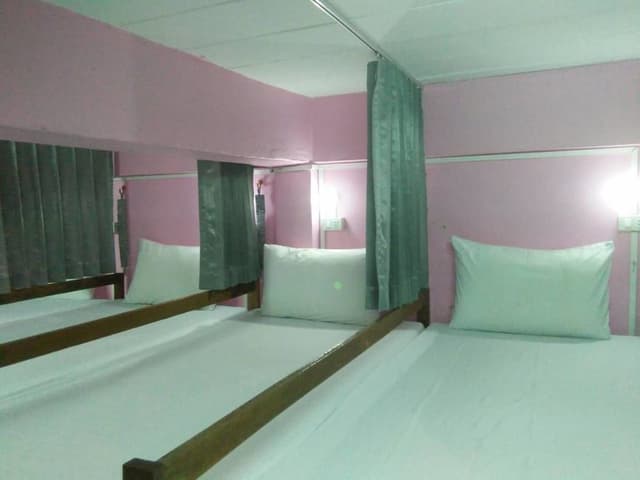 Mixed Dormitory Room