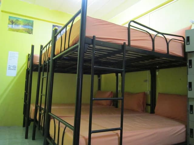 Mixed Dormitory Room