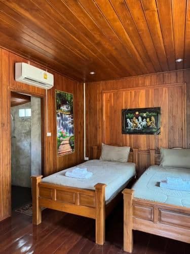 Standard Twin Room with Garden View