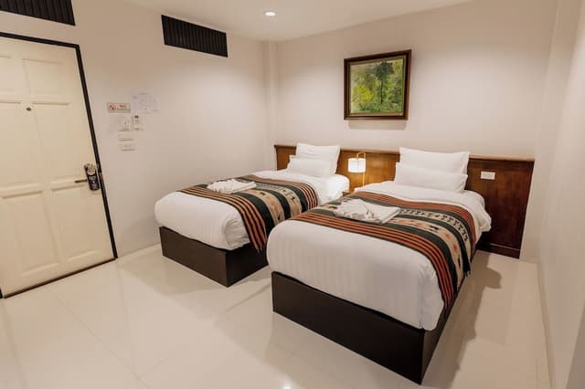 Deluxe Twin Room