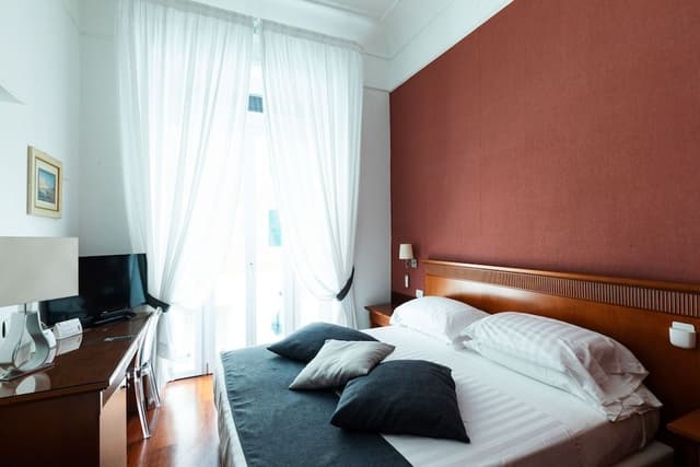 Superior Double Room, Partial Sea View