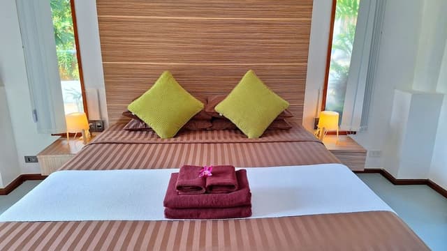 Queen Villa